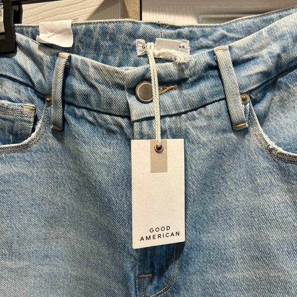 Good American Girlfriend High Rise Jeans NWT Sz 26 - Picture 4 of 7
